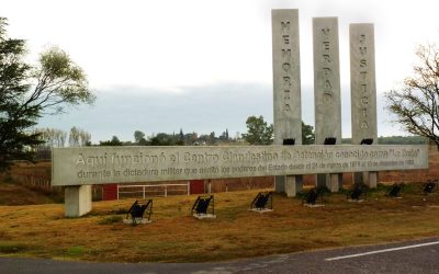 Periodistas que leen a periodistas en La Perla